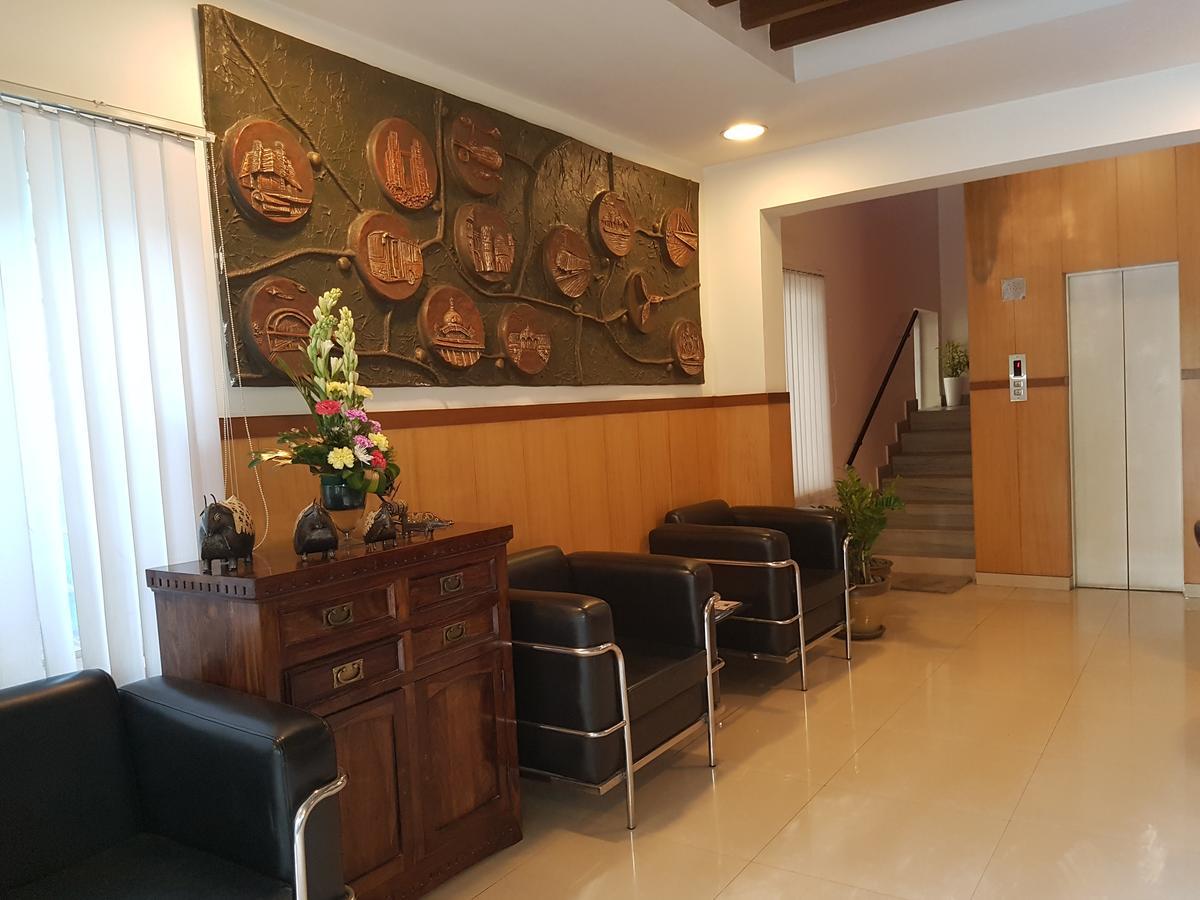 Trinity Suits Bangalore Exterior photo