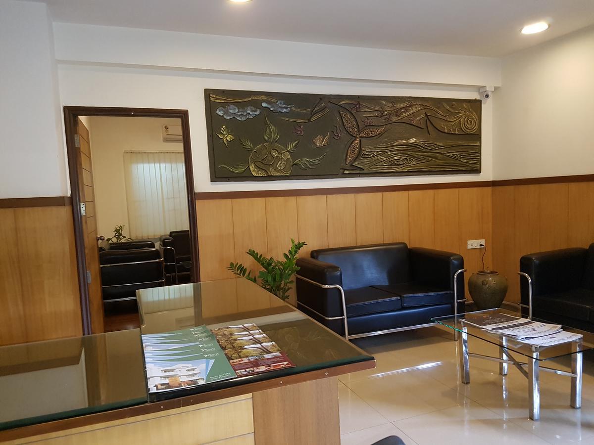 Trinity Suits Bangalore Exterior photo